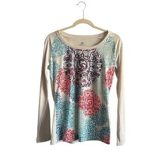 New Sherpa Adventure Gear Long Sleeve Top, New with out Tags